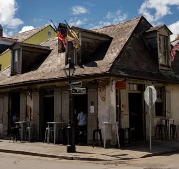 Lafitte’s+Blacksmith+shop+bar